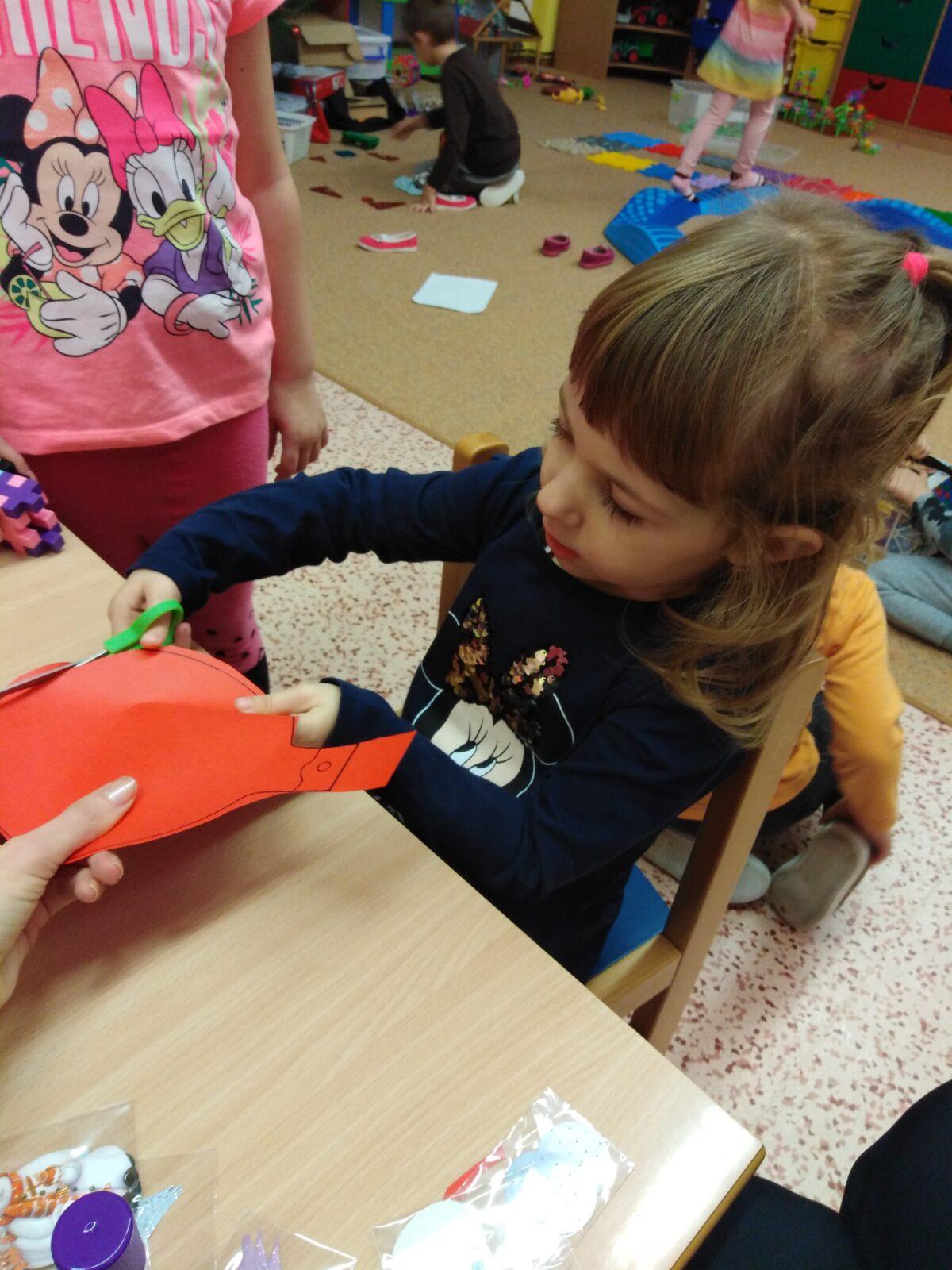 Broučci: Tvořeníčko, tvoření: "Odkud jsi vánoční stromečku?" - 47