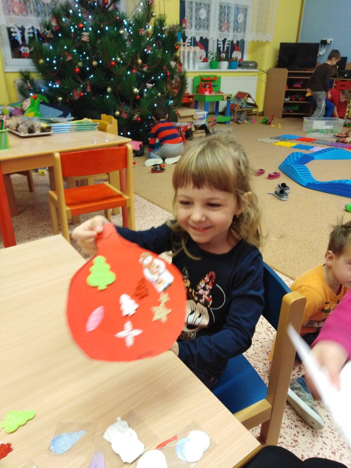 Broučci: Tvořeníčko, tvoření: "Odkud jsi vánoční stromečku?" - 48