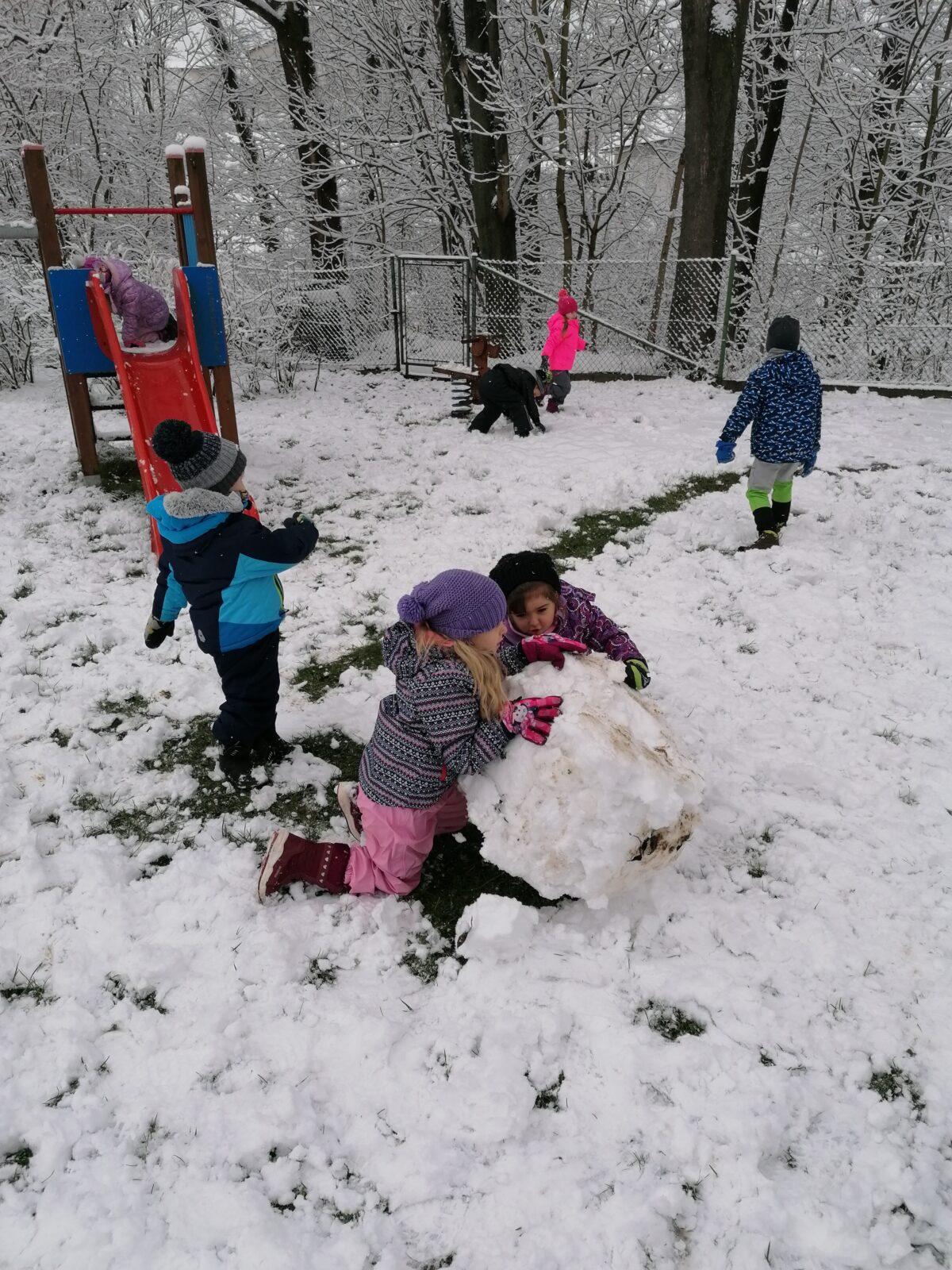 Konečně sníh!! užíváme si ho ze všech sil:-) - 6