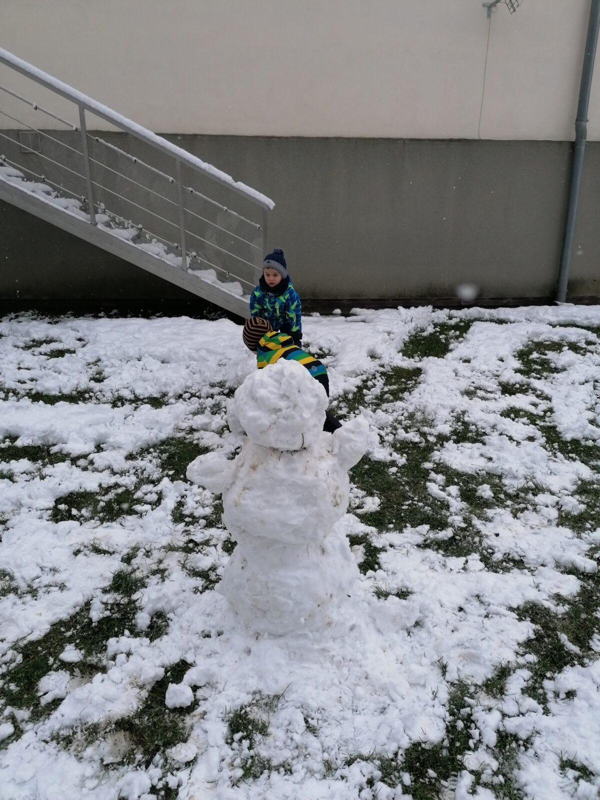 Konečně sníh!! užíváme si ho ze všech sil:-) - 10