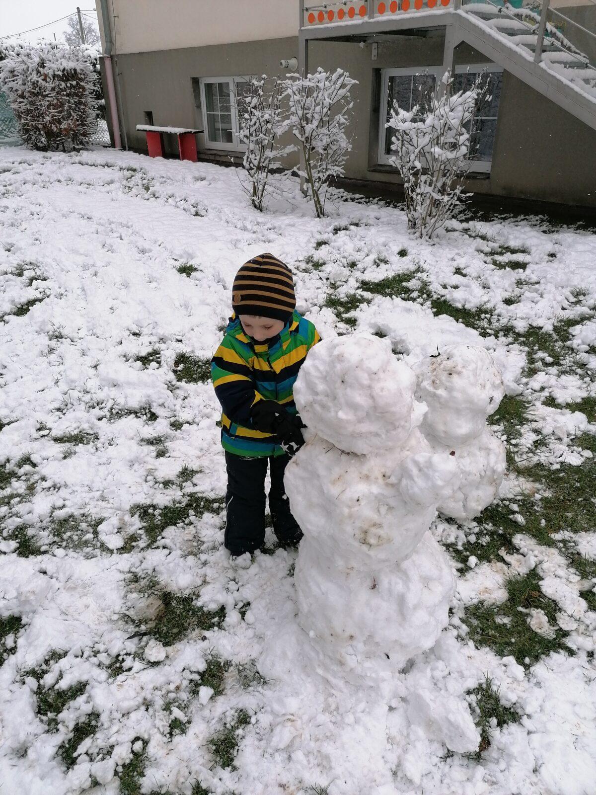 Konečně sníh!! užíváme si ho ze všech sil:-) - 12