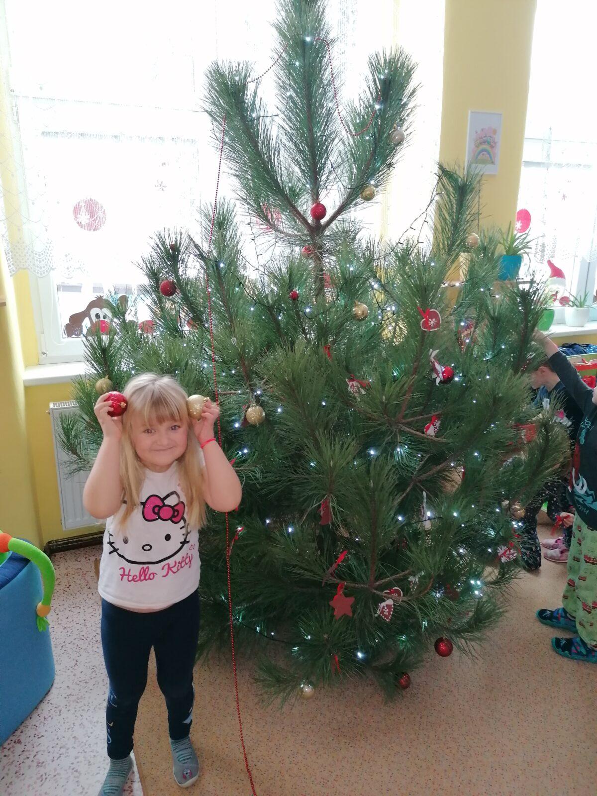 "Odstrojujeme stromeček" - 2