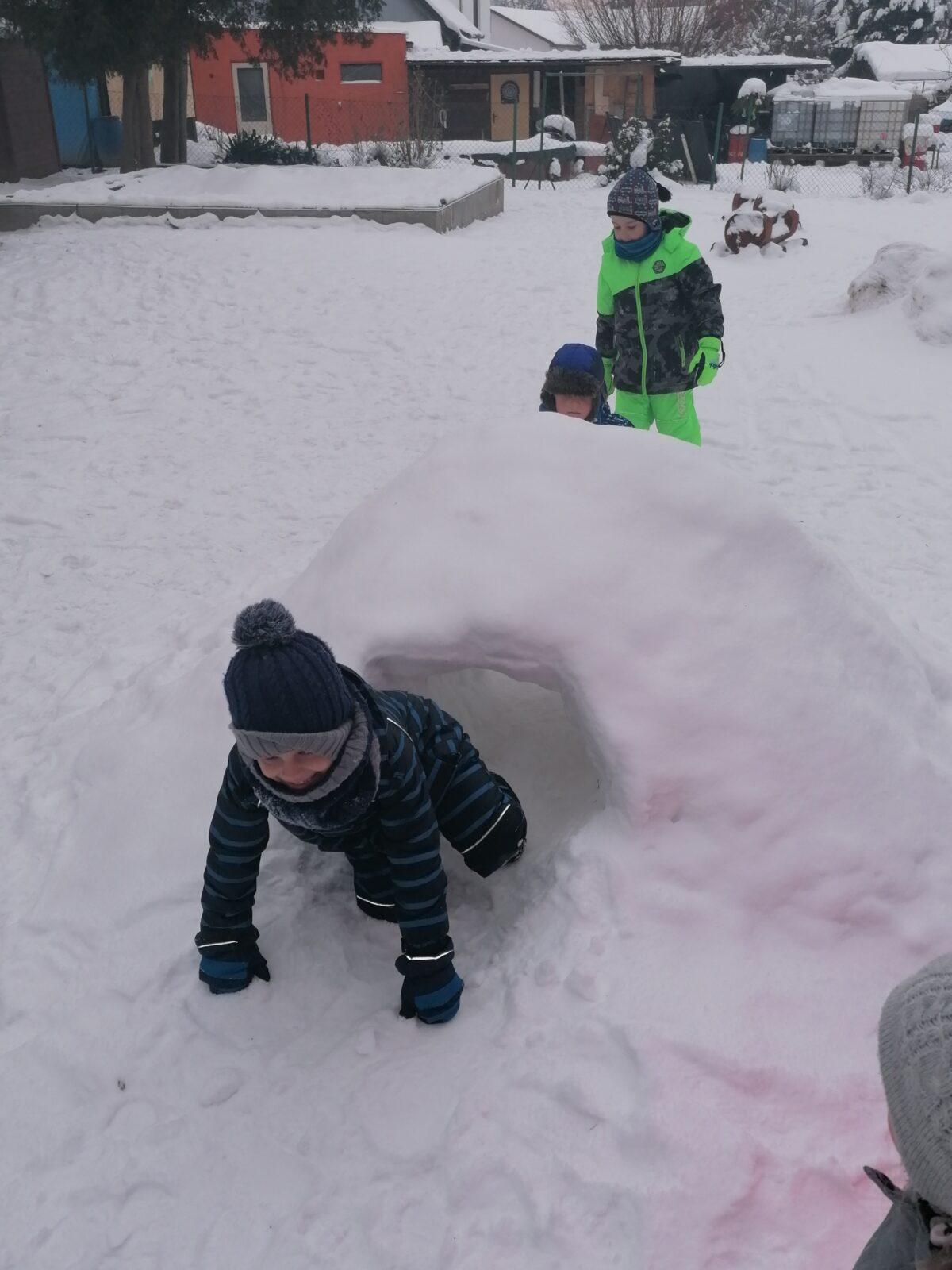 ZIMNÍ OLYMPIJSKÉ HRY V MŠ II. (první disciplíny) - 17