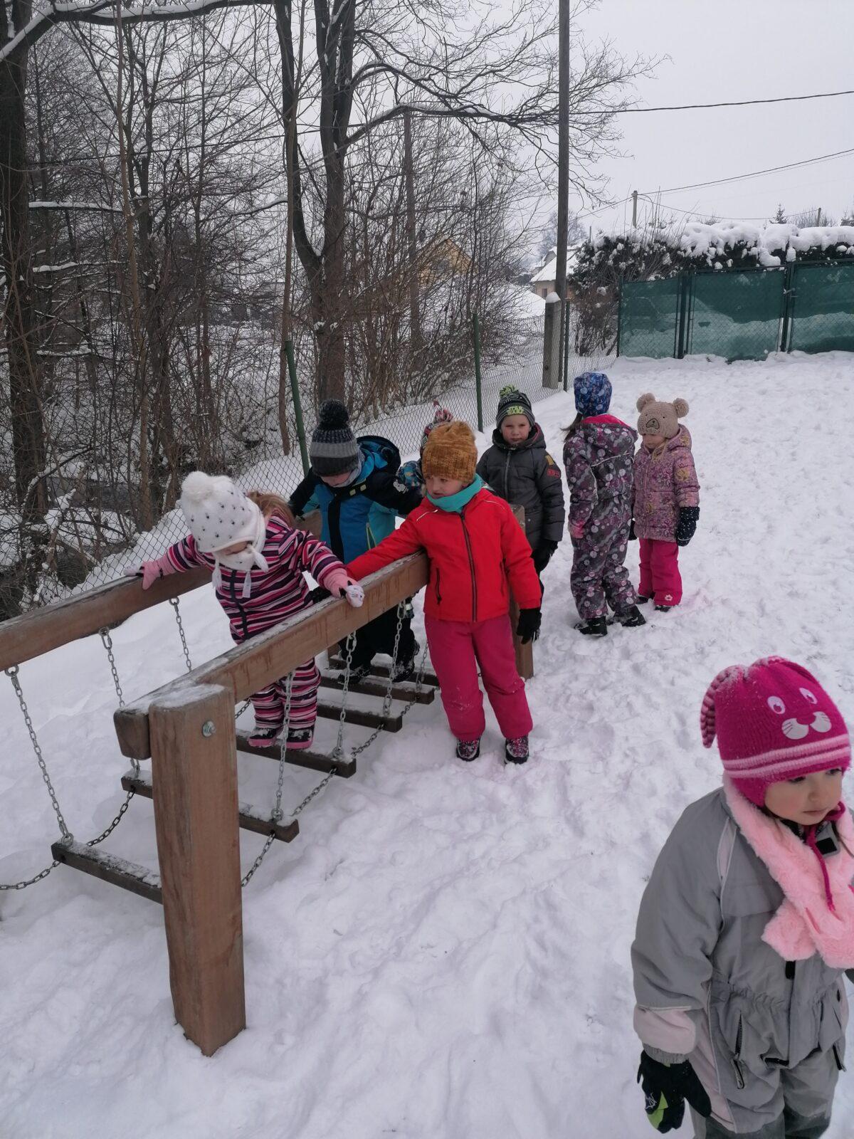 ZIMNÍ OLYMPIJSKÉ HRY V MŠ II. (první disciplíny) - 37