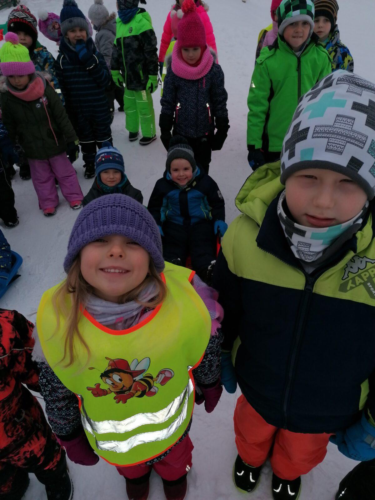 ZIMNÍ OLYMPIJSKÉ HRY V MŠ  III. (závody "bobů" a "spřežení" :-)) - 10
