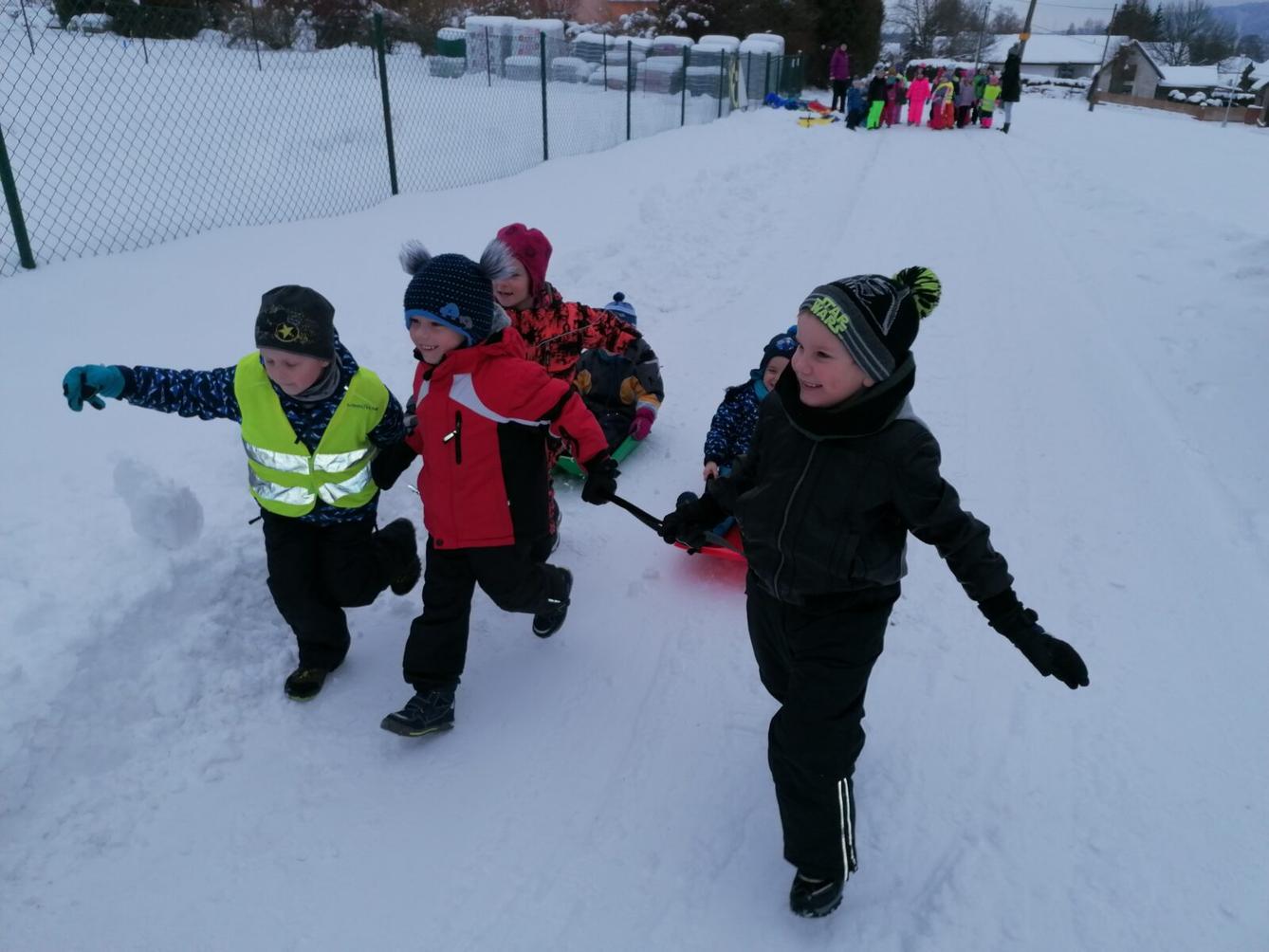 ZIMNÍ OLYMPIJSKÉ HRY V MŠ  III. (závody "bobů" a "spřežení" :-)) - 14