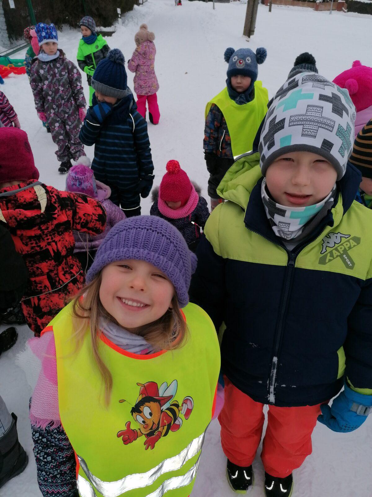 ZIMNÍ OLYMPIJSKÉ HRY V MŠ  III. (závody "bobů" a "spřežení" :-)) - 16