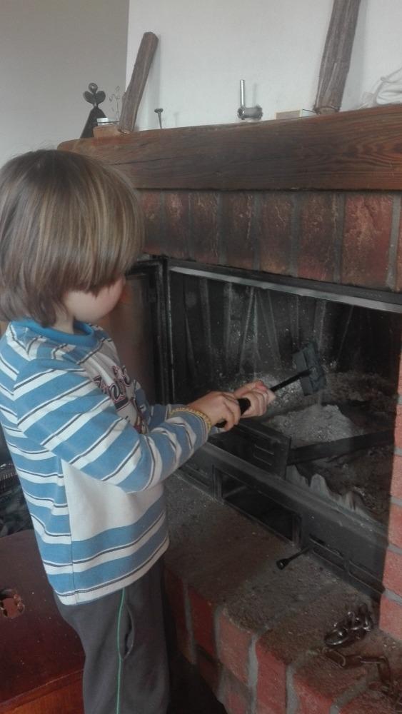 Distanční výuka v MŠ Kamarád (Ten dělá to a ten zas tohle:-)) - 42