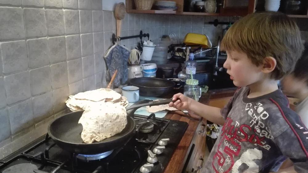 Distanční výuka v MŠ Kamarád - "Malované vajíčko" - mladší děti - 25