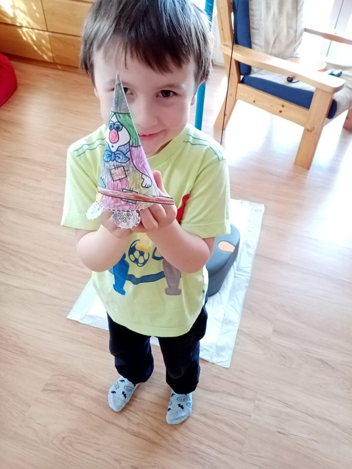 Distanční výuka - "Čarodějnický rej" - mladší děti :-) - 2