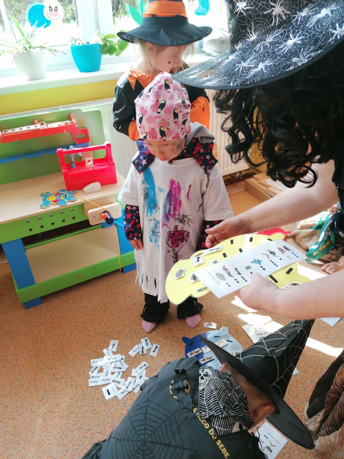 Čarodějnický rej v MŠ :-) - 81