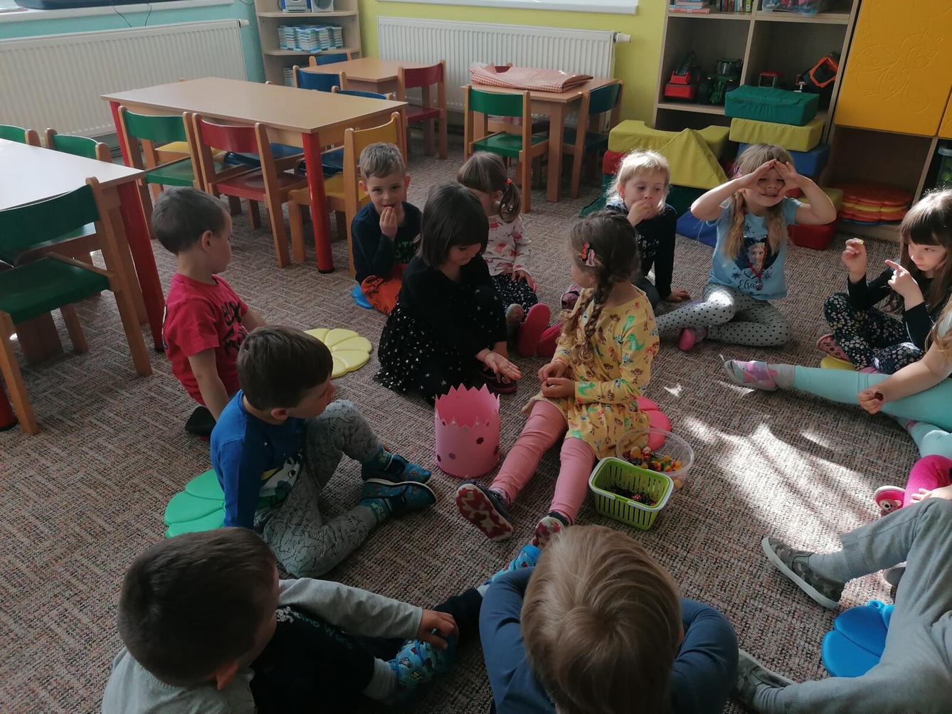 Broučci slaví: Ilonka měla narozeniny :-) - 14