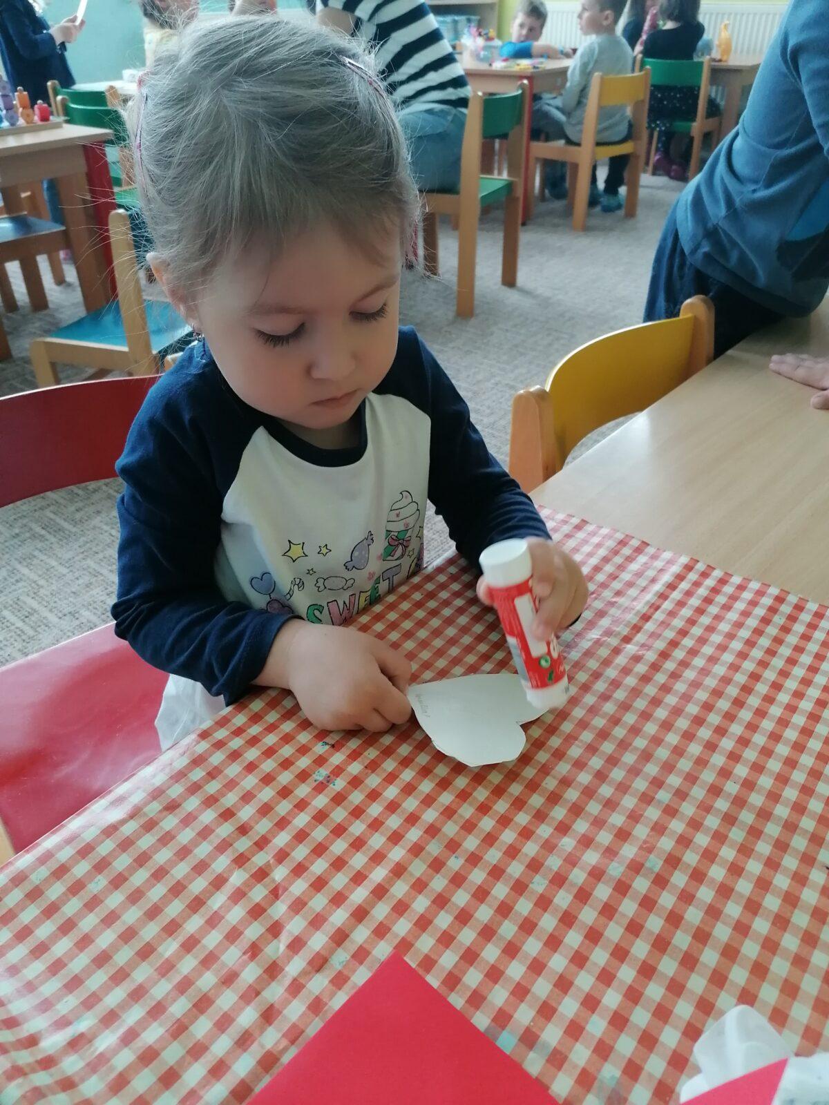 Vyrábíme přáníčko pro maminky:-) - 19