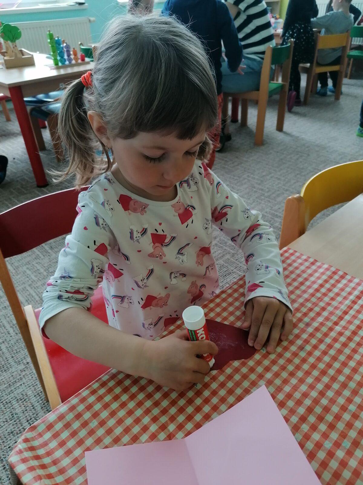 Vyrábíme přáníčko pro maminky:-) - 20