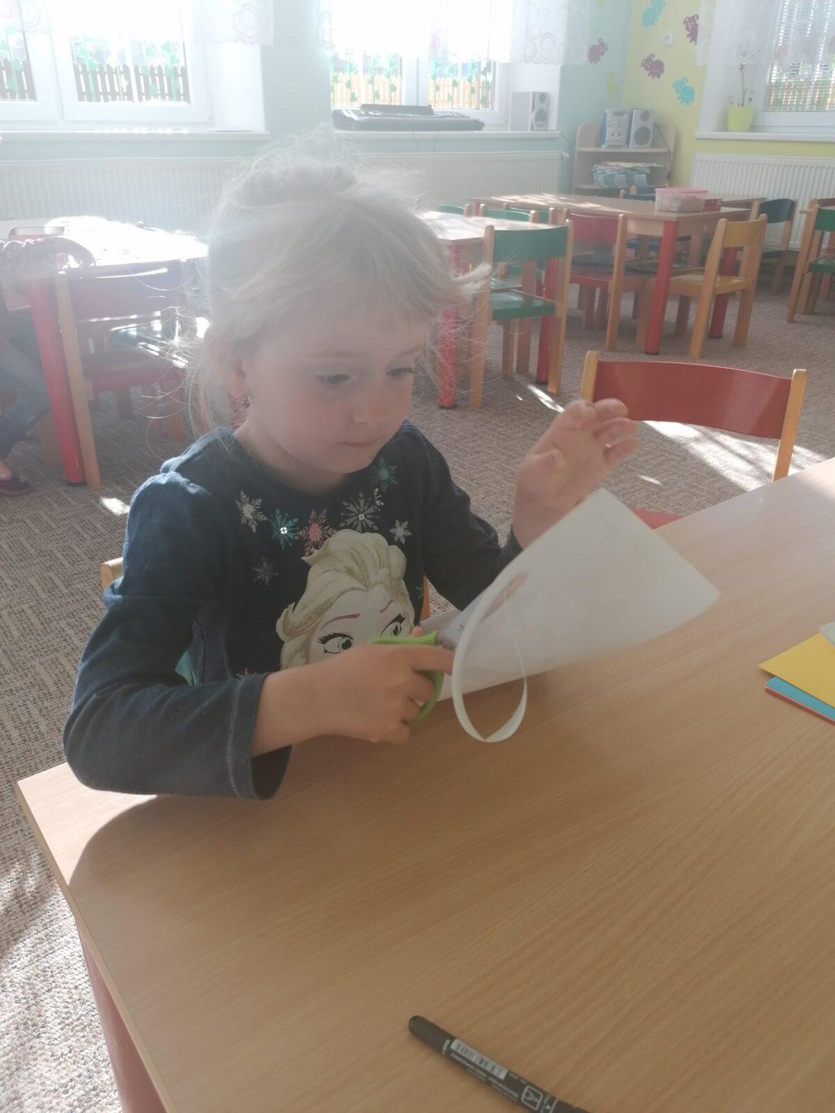 Broučci: "tvoříme" - Rodina - 1