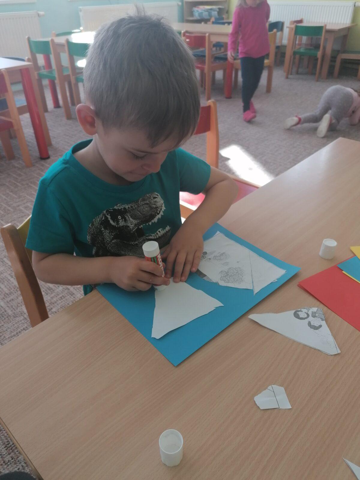 Broučci: "tvoříme" - Rodina - 11