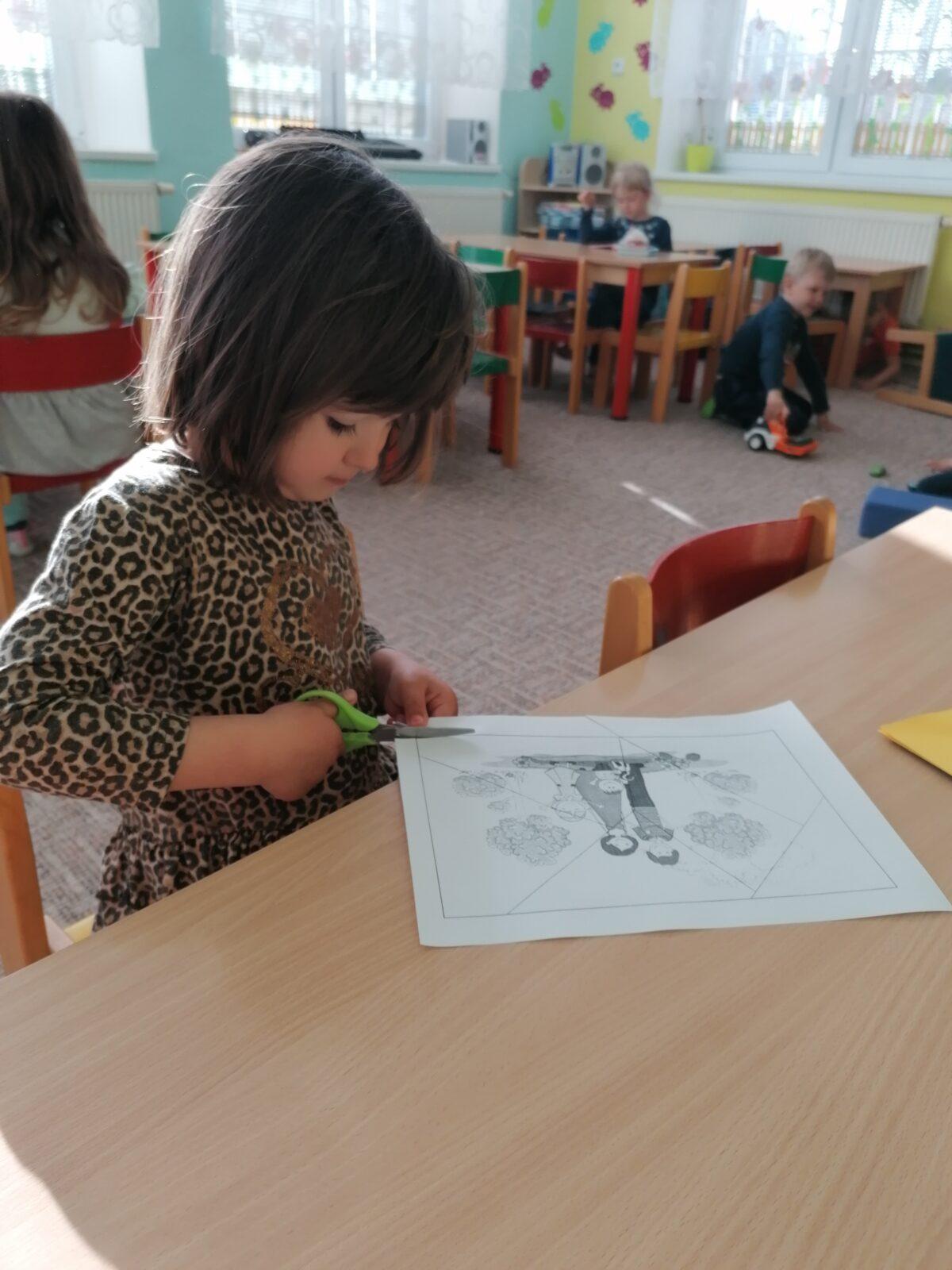 Broučci: "tvoříme" - Rodina - 13