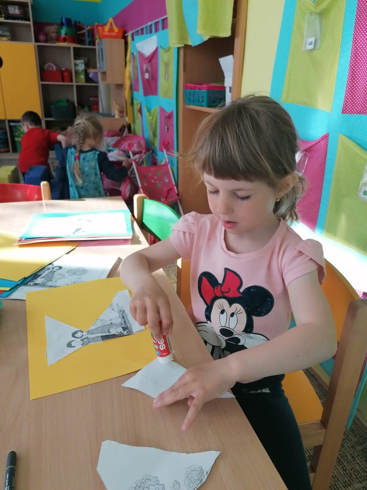 Broučci: "tvoříme" - Rodina - 15