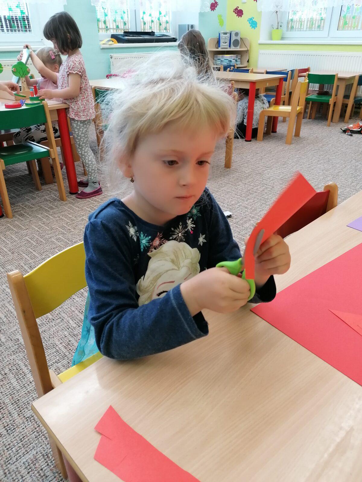 Broučci: "tvoříme" - Rodina - 27