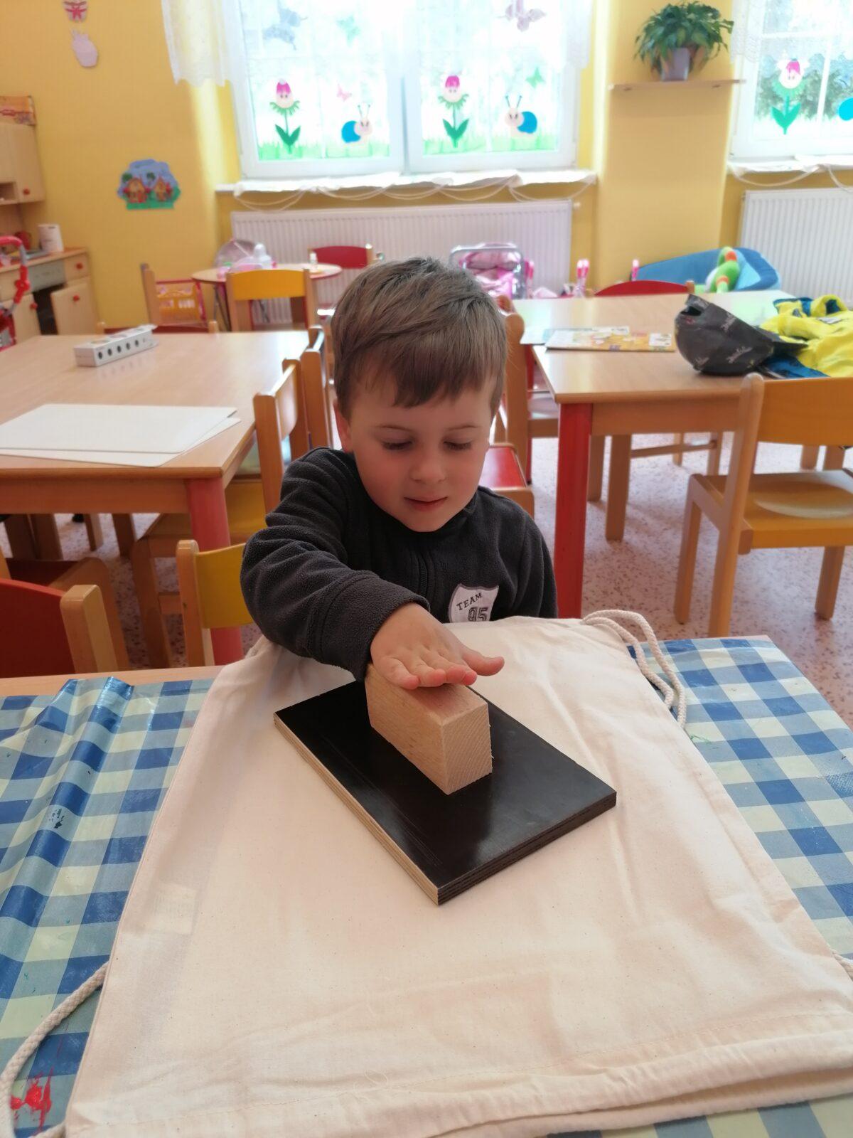 "příprava" batůžků ke dni dětí :-) - 67