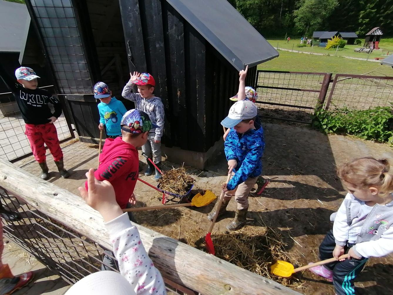 Sláva, nazdar výletu:-) (Babiččin statek - Líšnice) I. část - 100