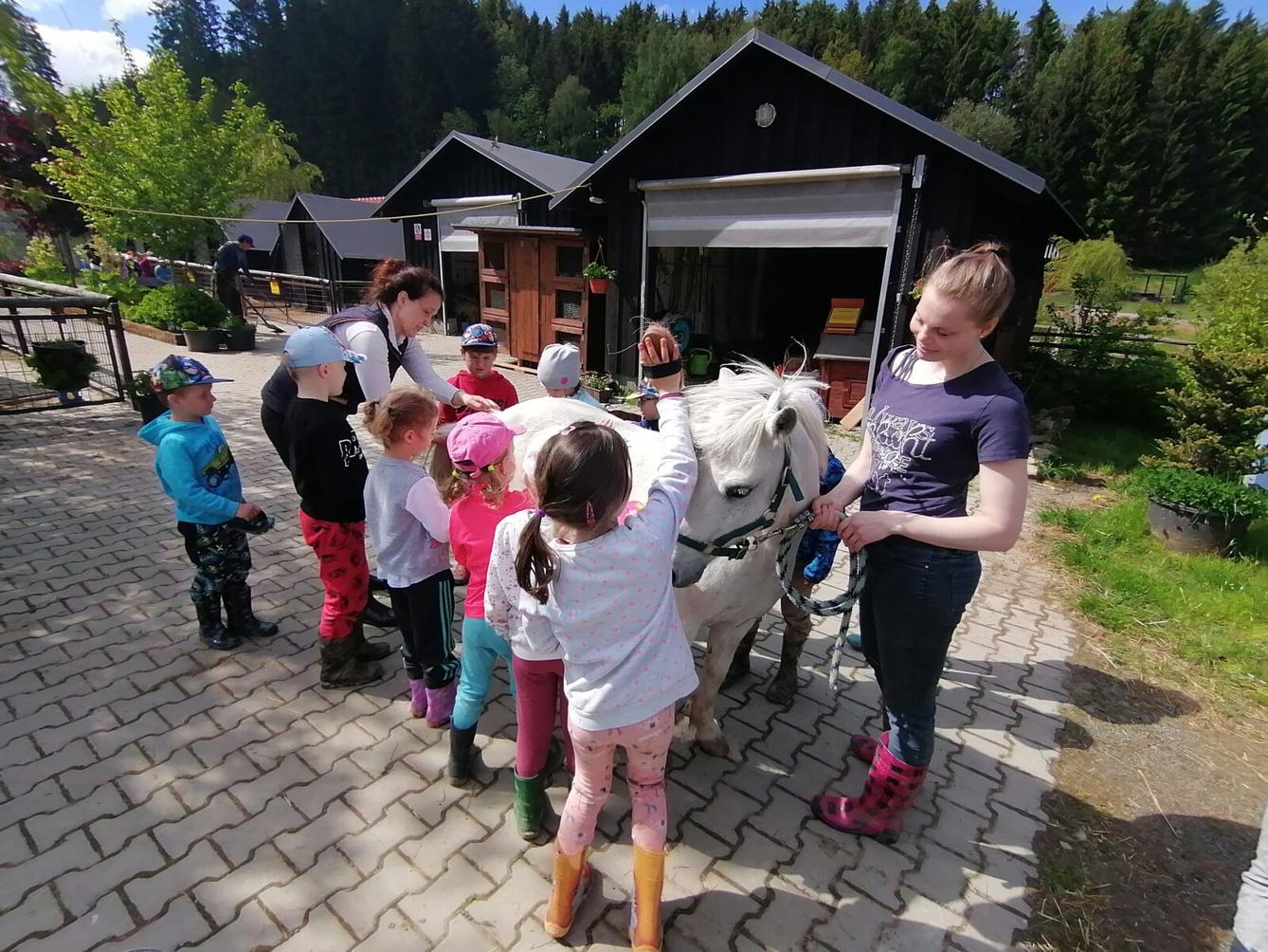 Sláva, nazdar výletu:-) (Babiččin statek - Líšnice) I. část - 102