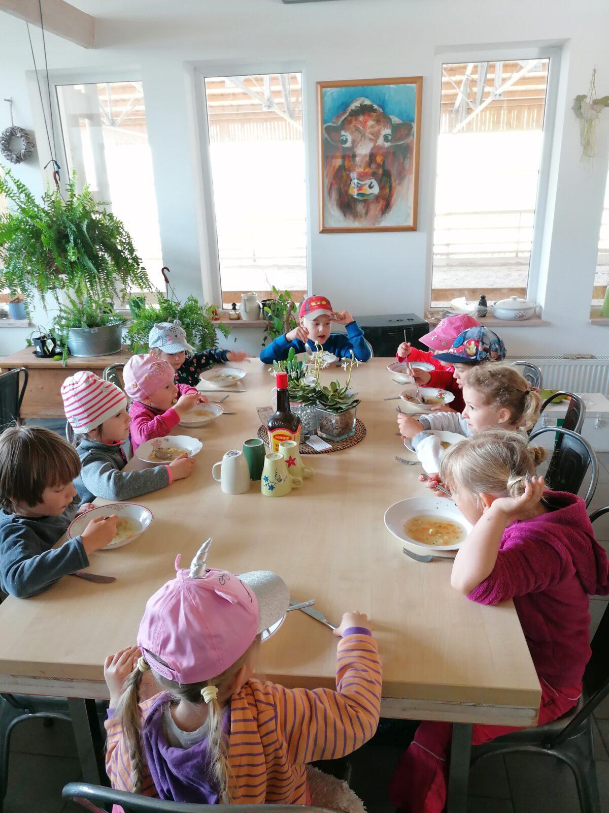 Sláva, nazdar výletu! (Babiččin statek - Líšnice) II. část - 3