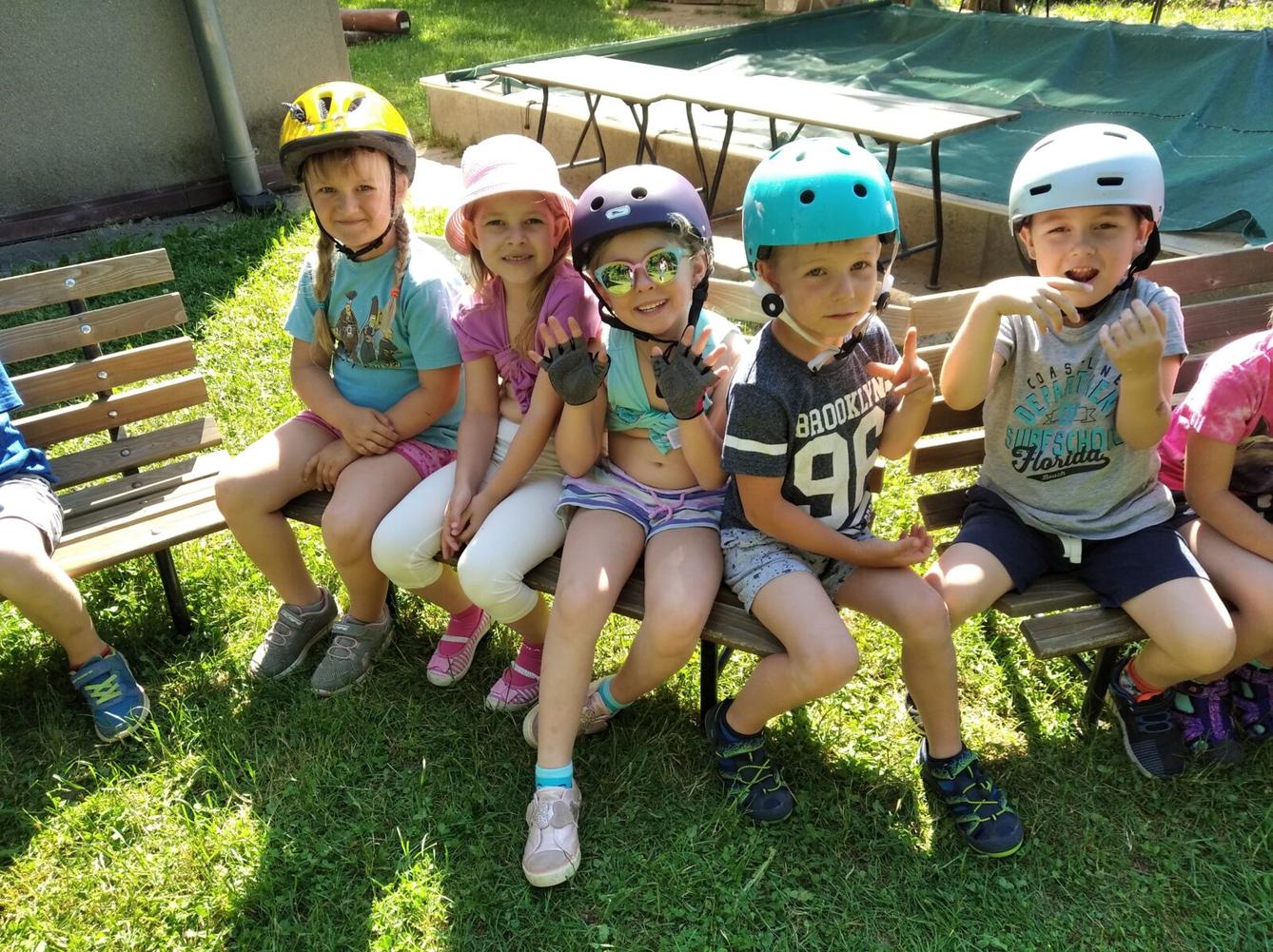 Broučci-autíčková školka, broučci+sovičky-kolojízda - 65