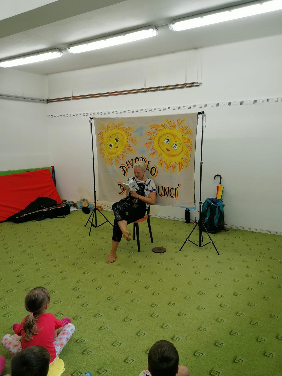 Divadélko "U DVOU SLUNCÍ" - 6
