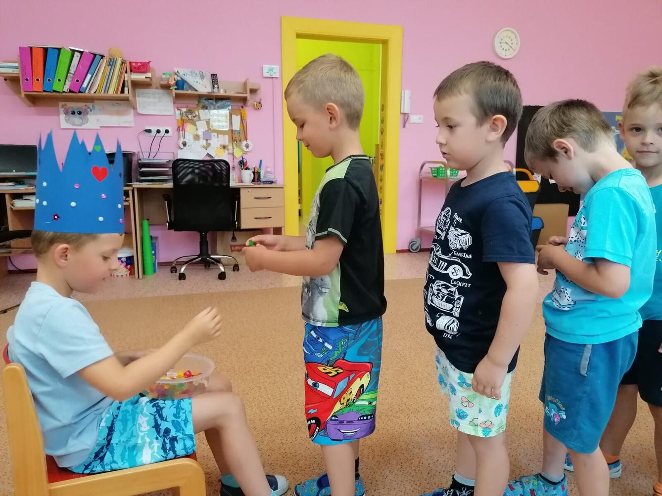 Slavíme!! Matýsek mě narozeniny  :-) - 12