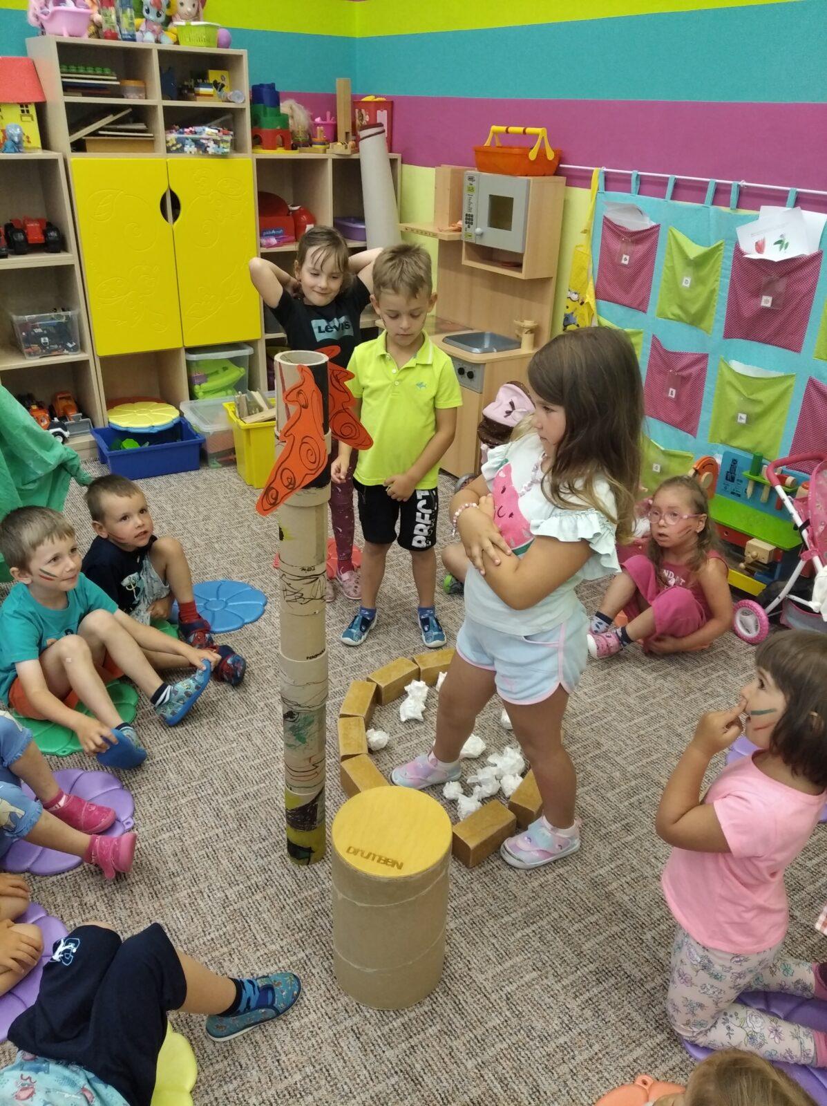 broučci-cestujeme po světě "indiáni" - 12