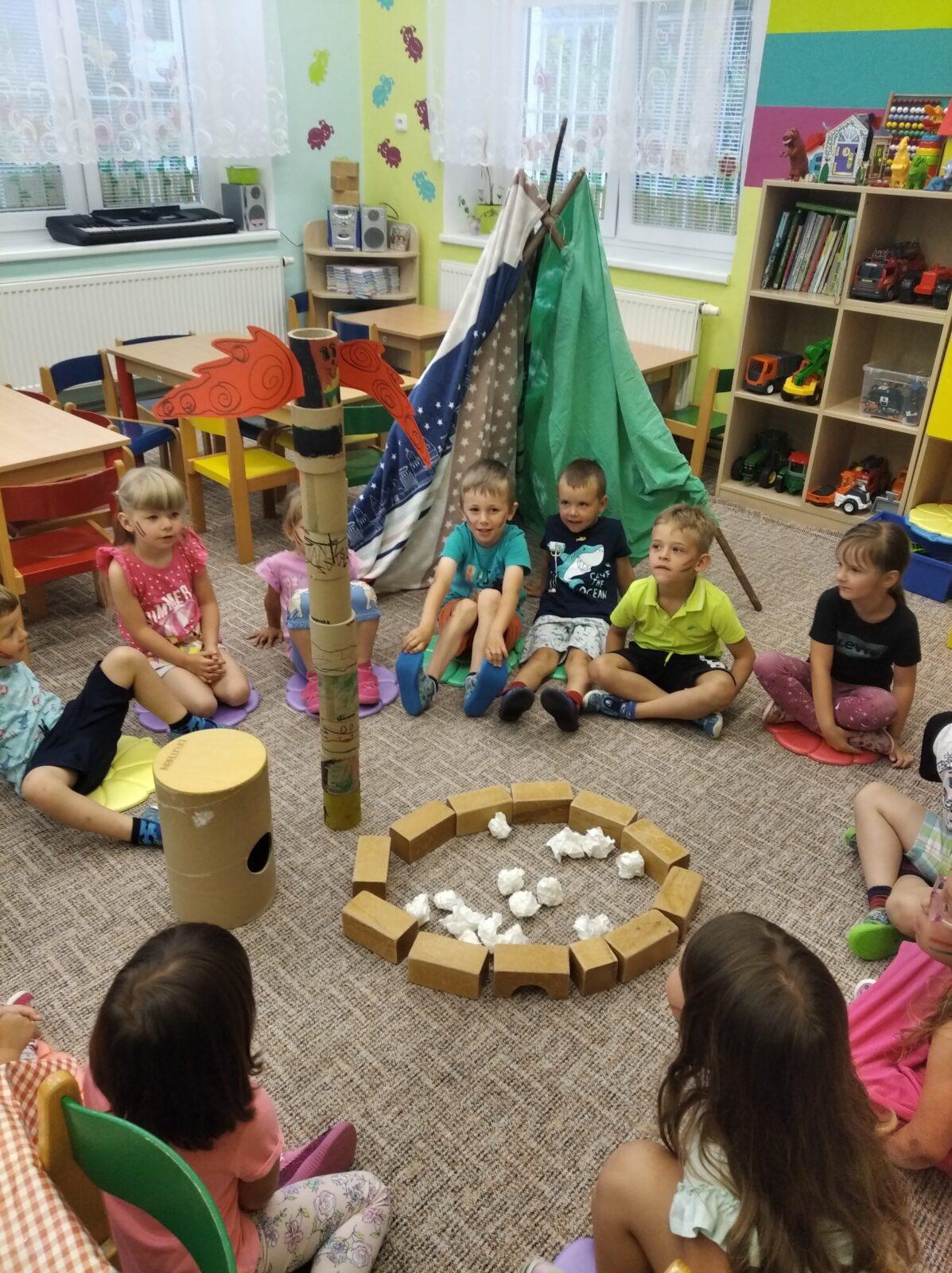 broučci-cestujeme po světě "indiáni" - 13