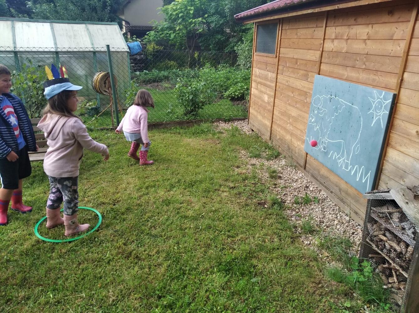 broučci-cestujeme po světě "indiáni" - 27