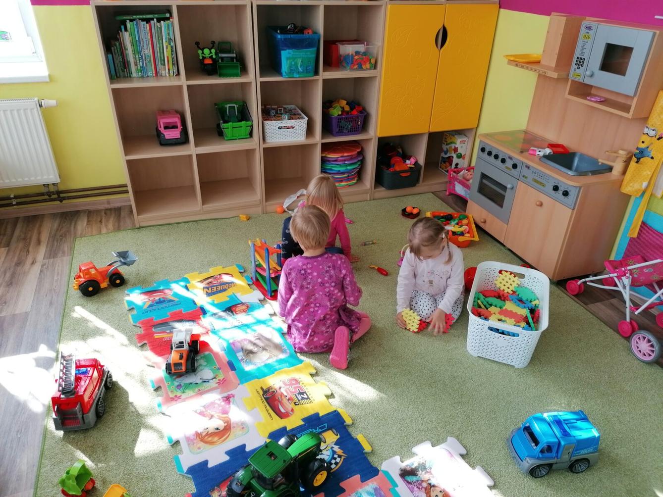 Broučci: "hrajeme si a pracujeme"  :-) - 5