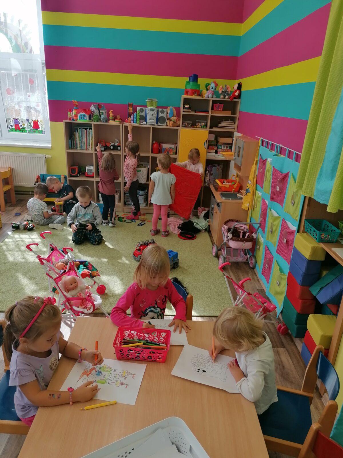 Broučci: "hrajeme si a pracujeme"  :-) - 6