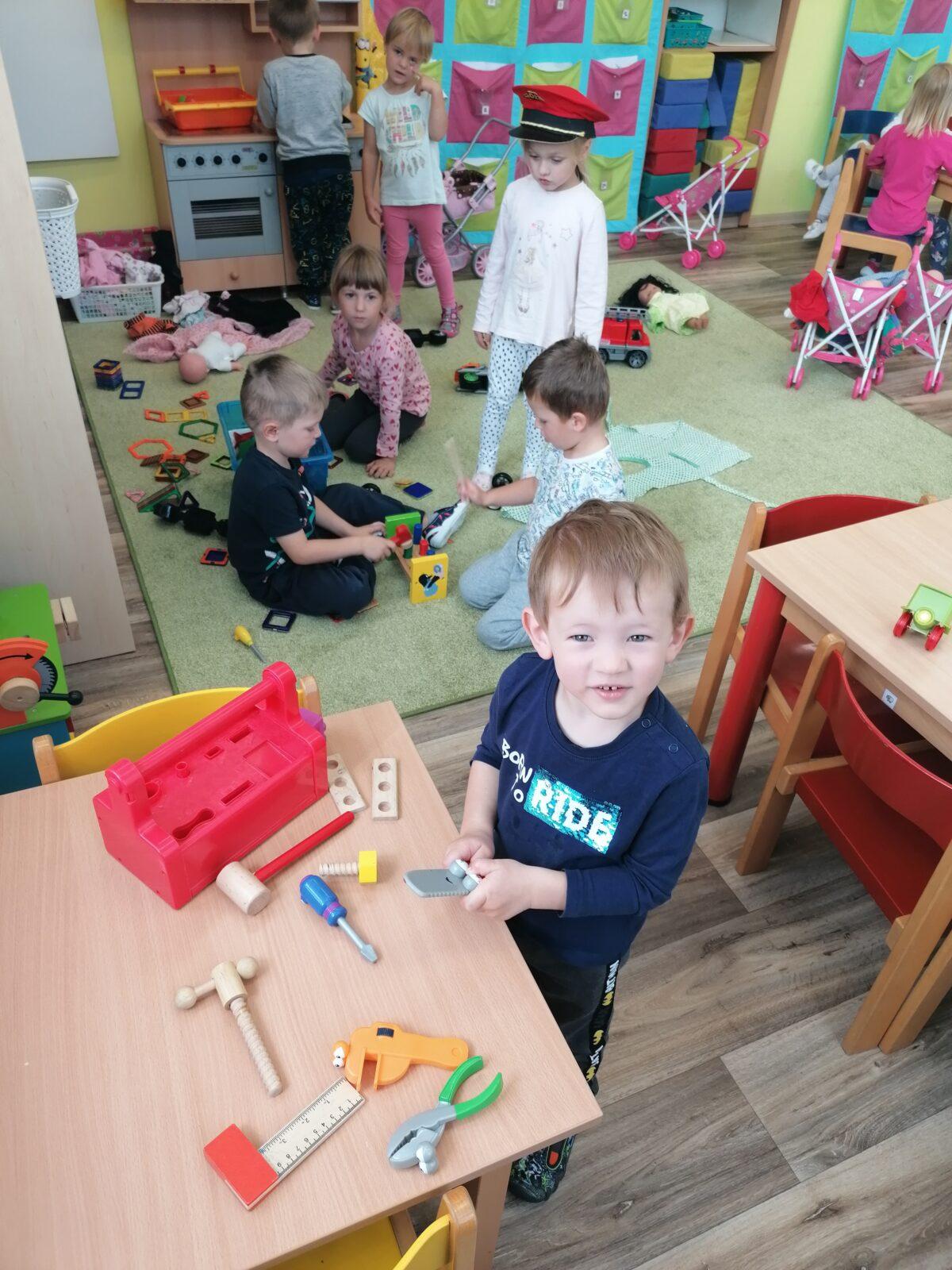 Broučci: "hrajeme si a pracujeme" :-) - 11