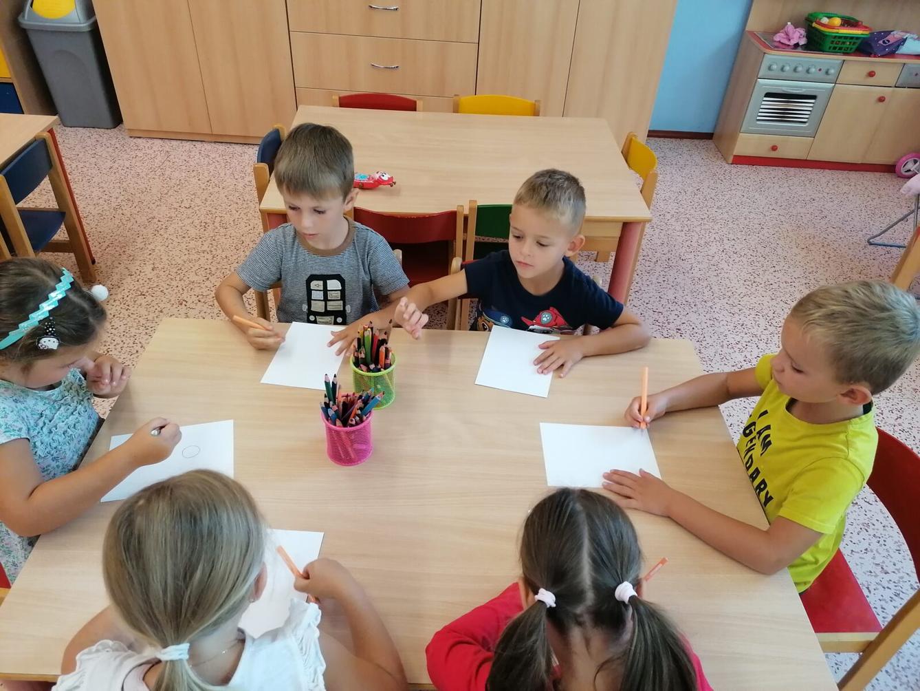 Sovičky: Tvořeníčko, tvoření "Naše, školka" - 8