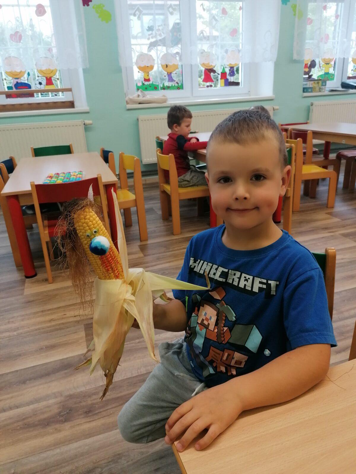 Tvořeníčko, tvoření: vyrábíme "kukuřičné panenky/panáčky" - 10