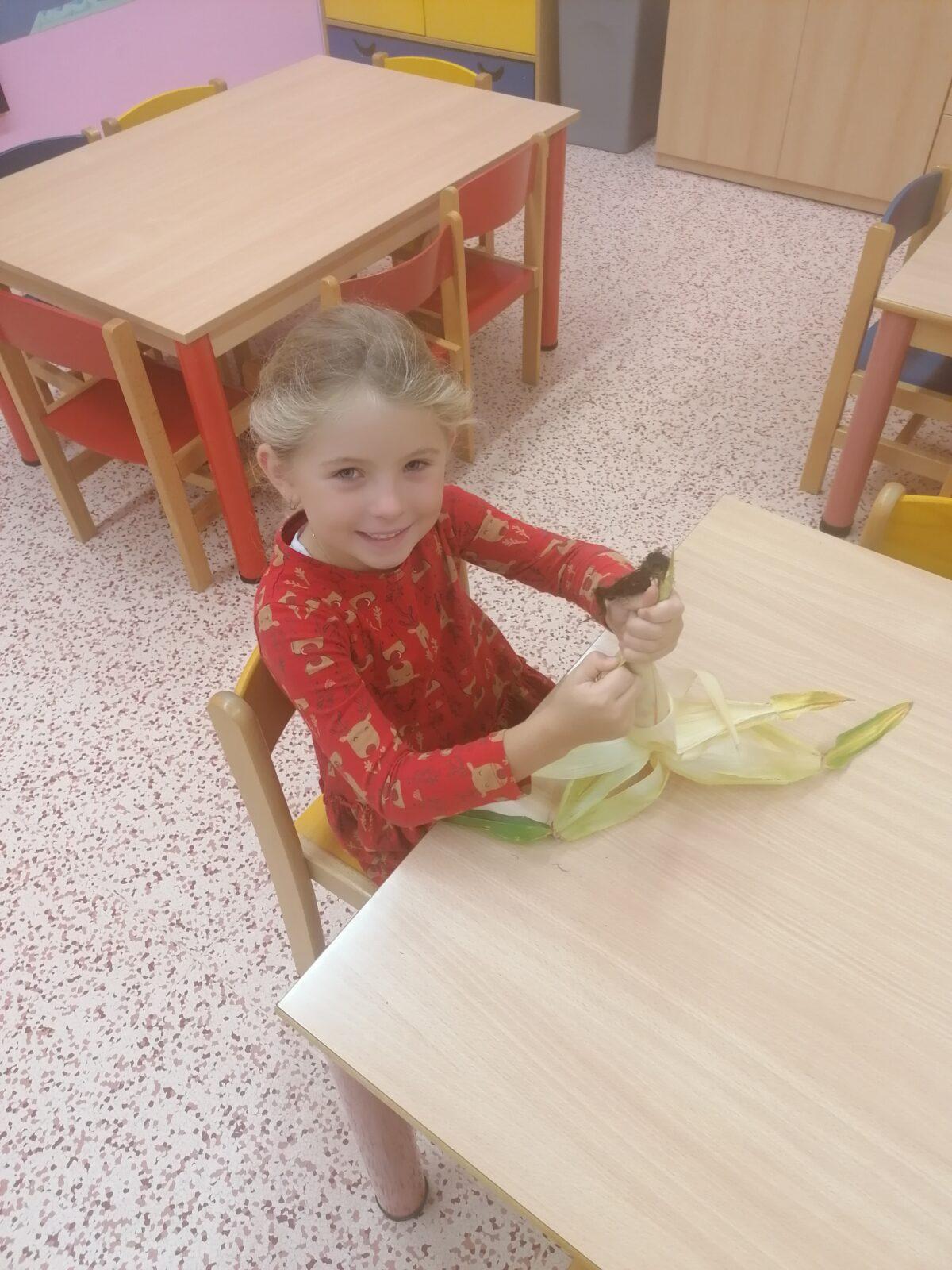 Tvořeníčko, tvoření: vyrábíme "kukuřičné panenky/panáčky" - 20