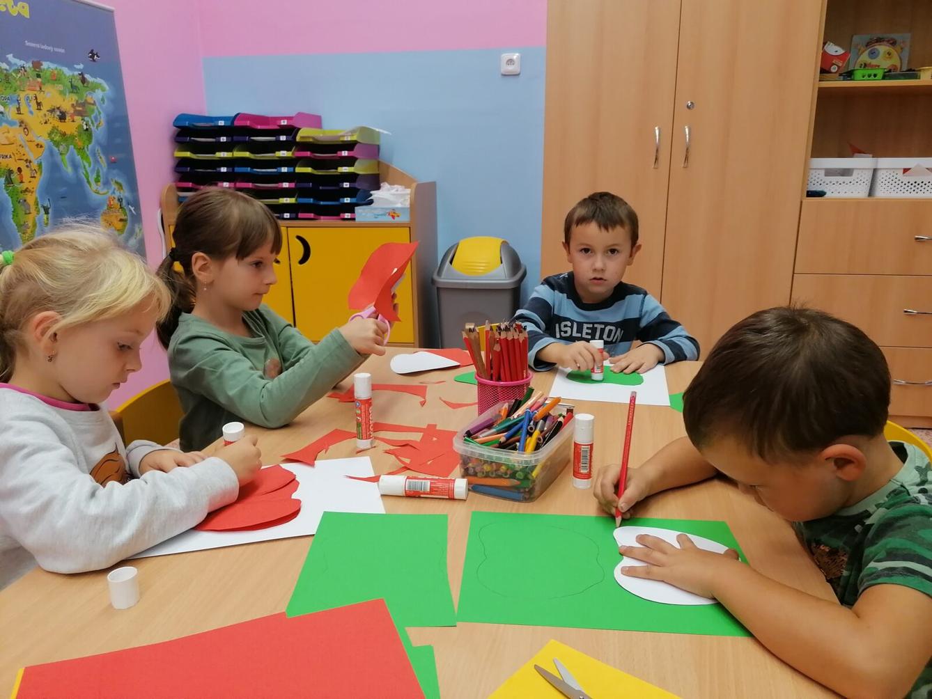 Tvořeníčko, tvoření: Sovičky: "jablíčko" - 9