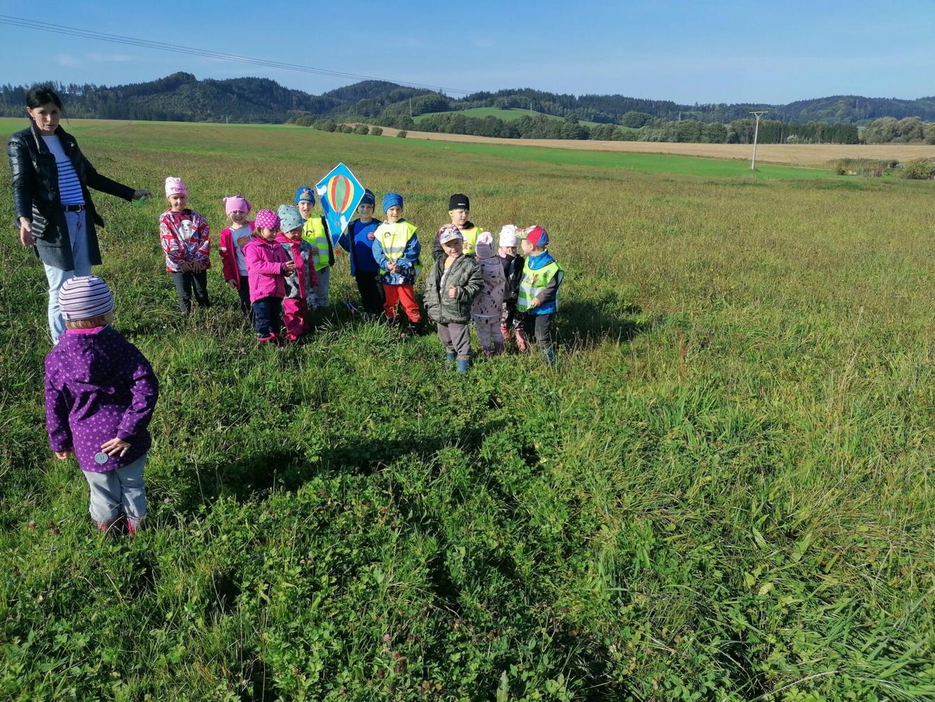 "Barevný svět kolem nás" - podzimní dny v MŠ :-) - 25