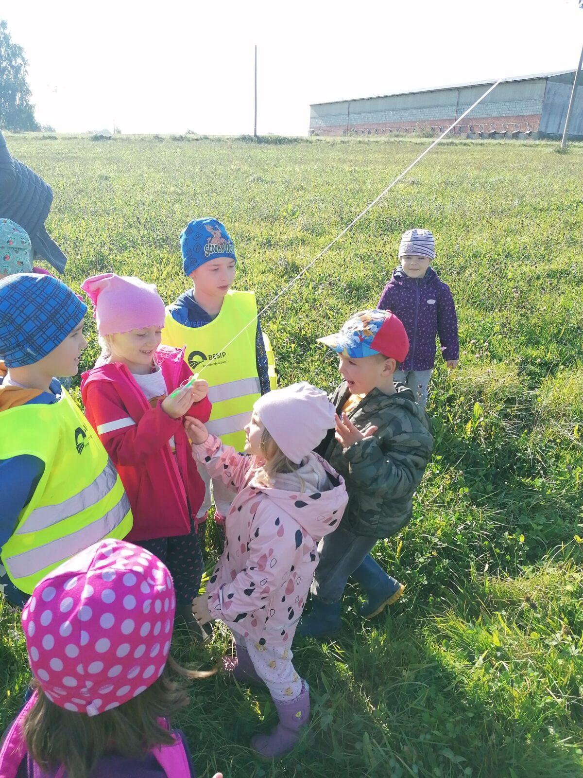 "Barevný svět kolem nás" - podzimní dny v MŠ :-) - 30