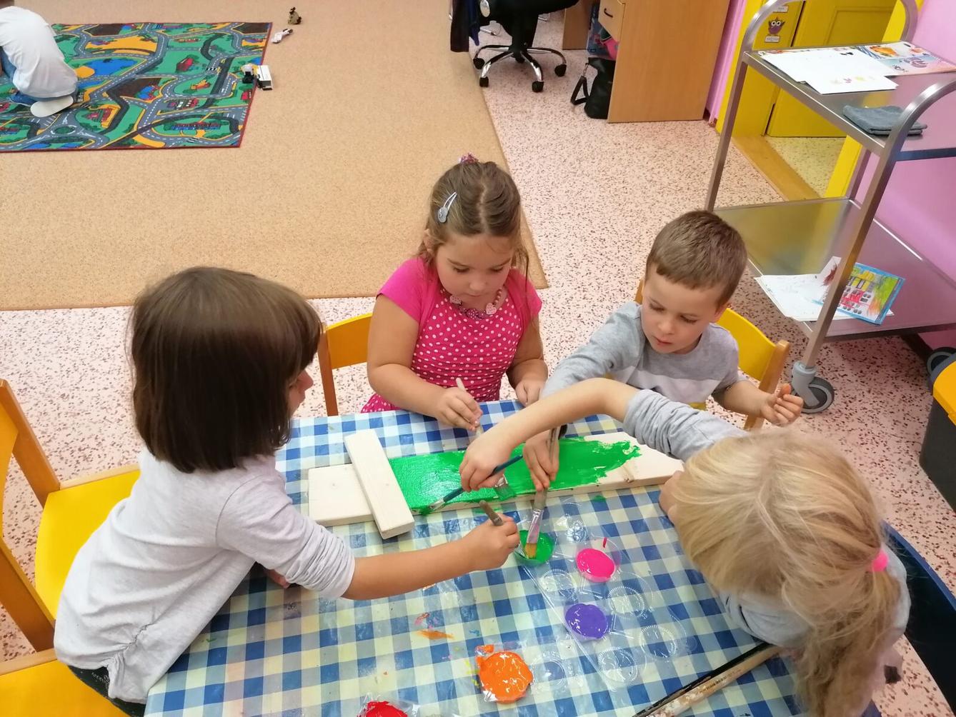 "Barevný svět kolem nás" - podzimní dny v MŠ :-) - 51