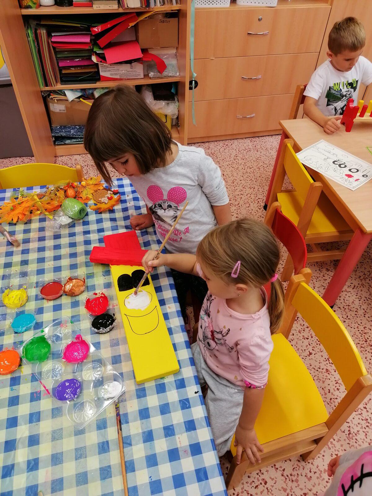 "Barevný svět kolem nás" - podzimní dny v MŠ :-) - 61