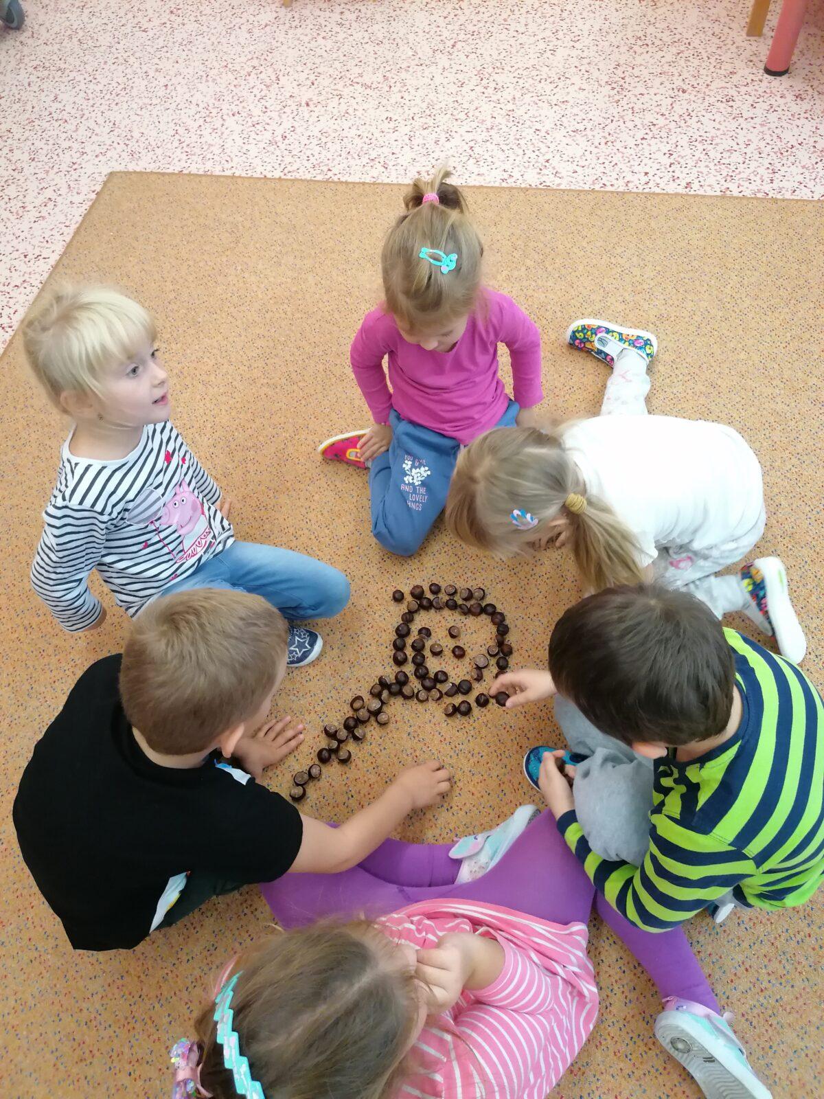 "Barevný svět kolem nás II." - podzimní dny v MŠ :-) - 33