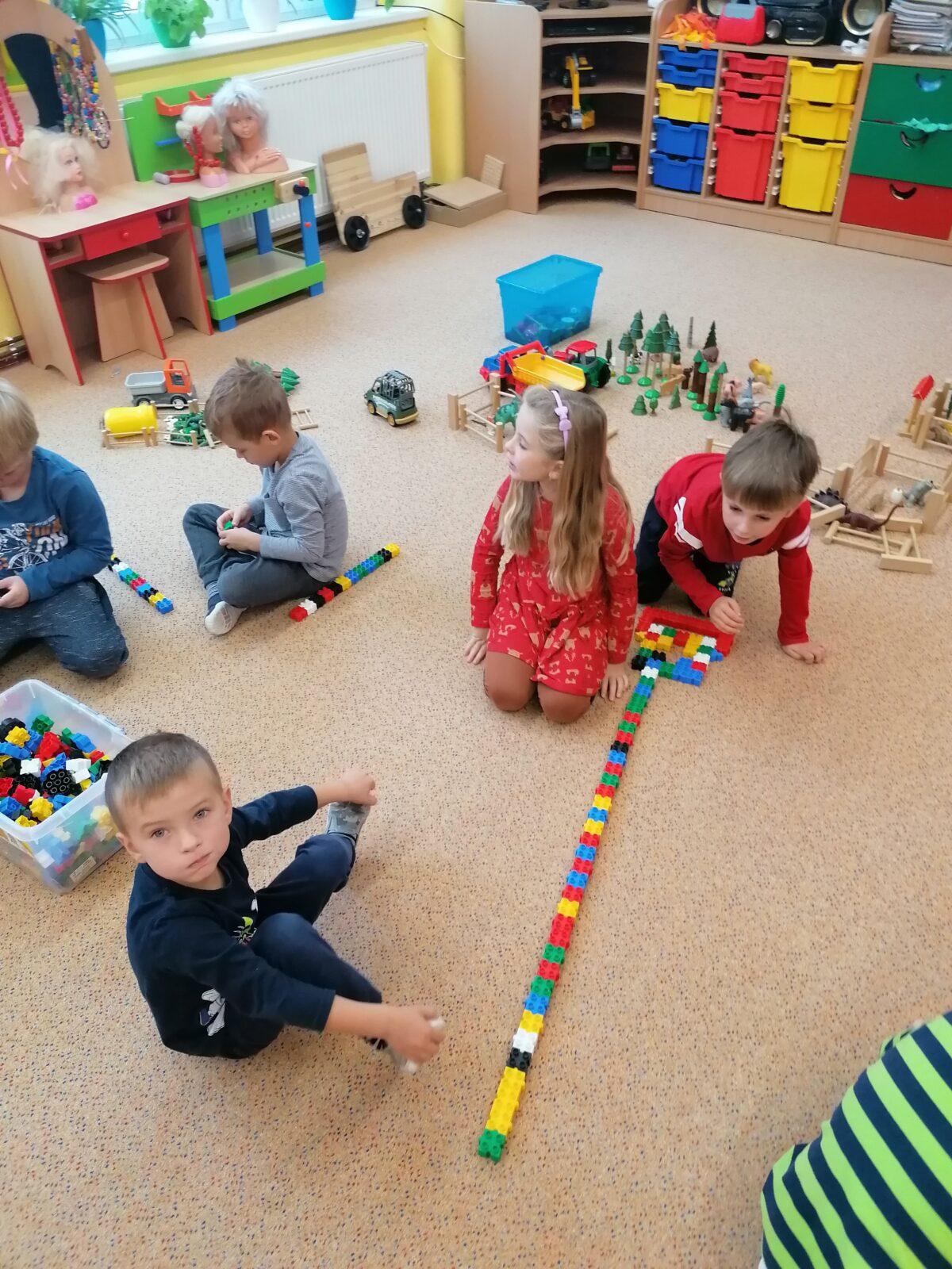 "Barevný svět kolem nás II." - podzimní dny v MŠ :-) - 41