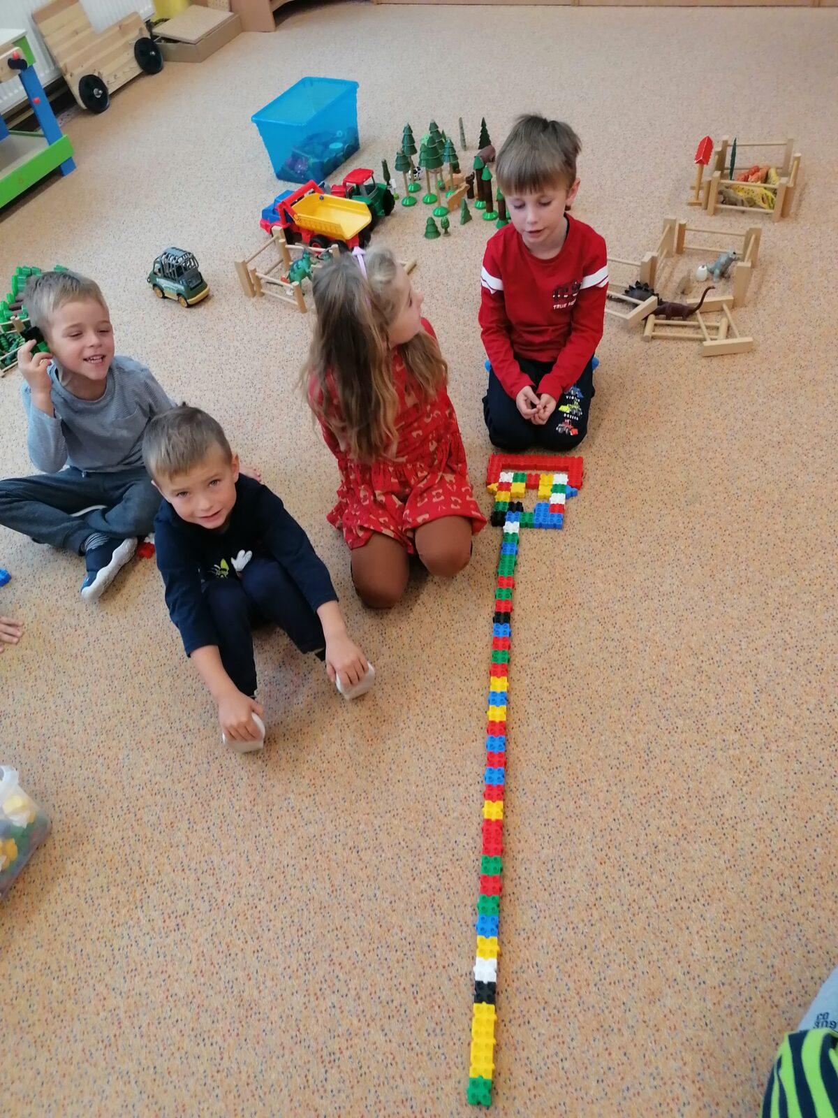 "Barevný svět kolem nás II." - podzimní dny v MŠ :-) - 44