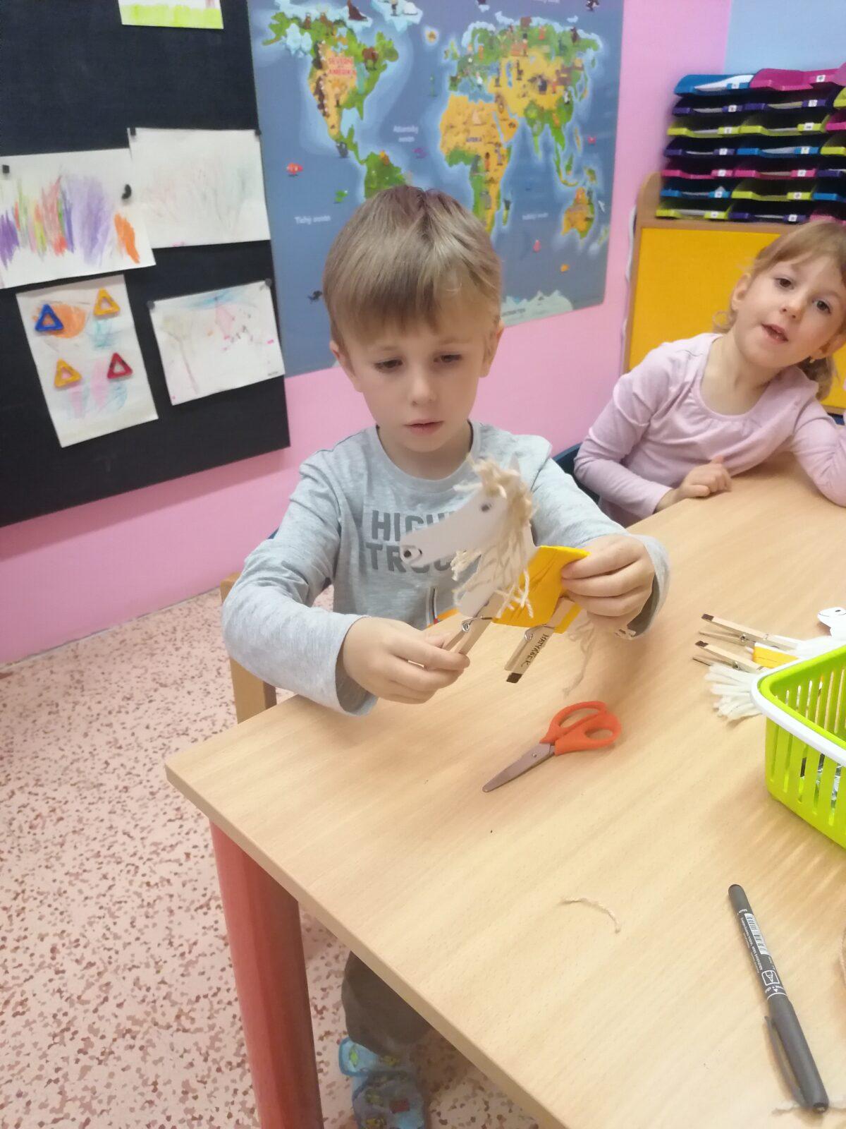 Tvořeníčko, tvoření: sv. Martin- koníčci :-) - 12