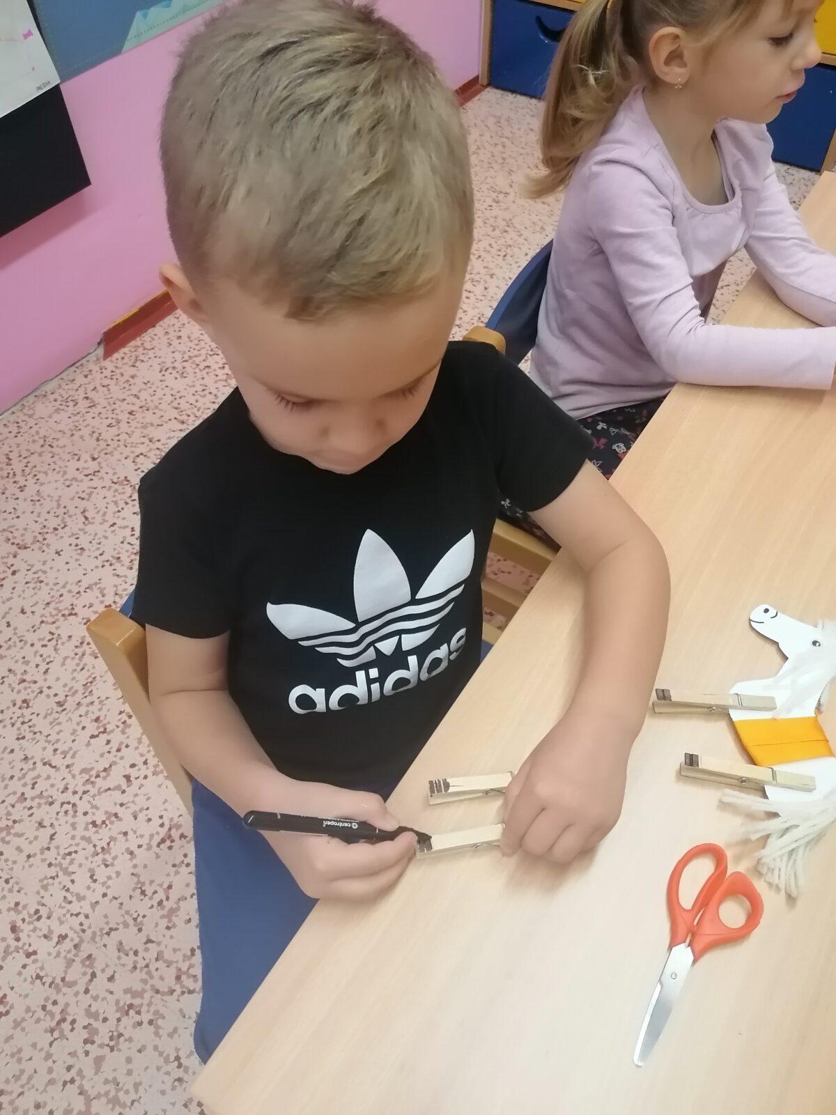 Tvořeníčko, tvoření: sv. Martin- koníčci :-) - 13