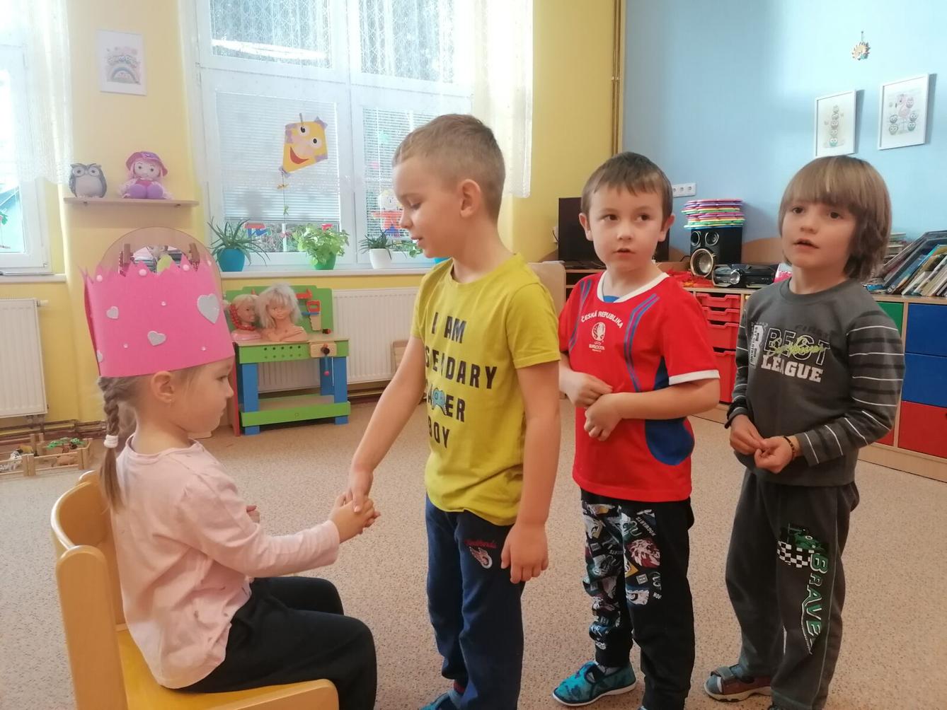 Slavíme: Vendulka měla narozeniny :-) - 6